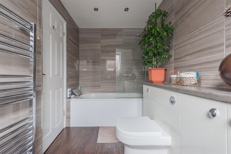 Images for Mulberry Way, Hartshill, CV10