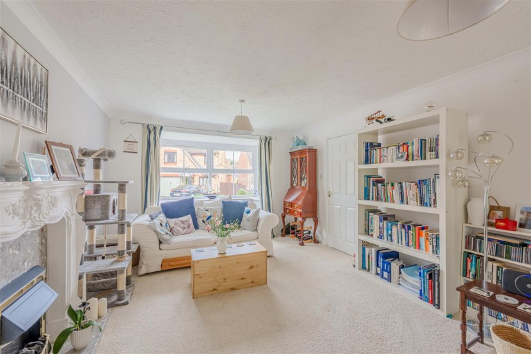 Images for Mulberry Way, Hartshill, CV10