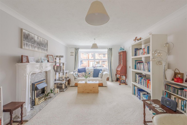 Images for Mulberry Way, Hartshill, CV10