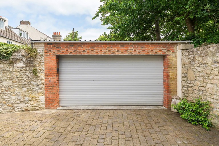 Images for Chirton Lodge, Chamberlaine Road, Weymouth