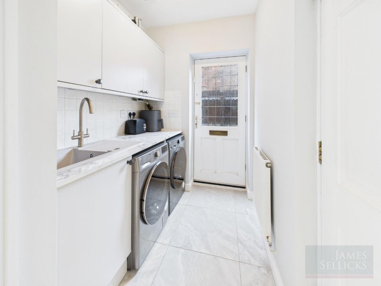 Images for Hawthorne Close, Stretton Hall, Oadby, Leicestershire