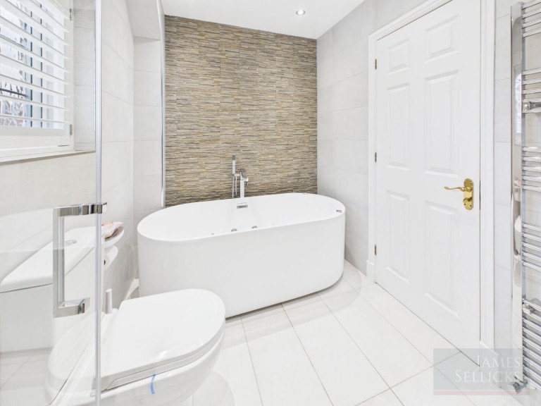 Images for Hawthorne Close, Stretton Hall, Oadby, Leicestershire