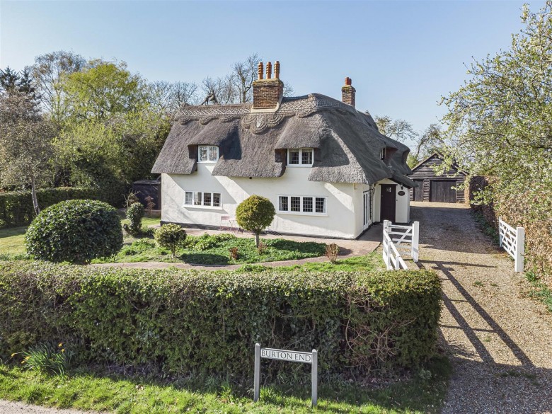 Click the photo for more details of Burton End, West Wickham