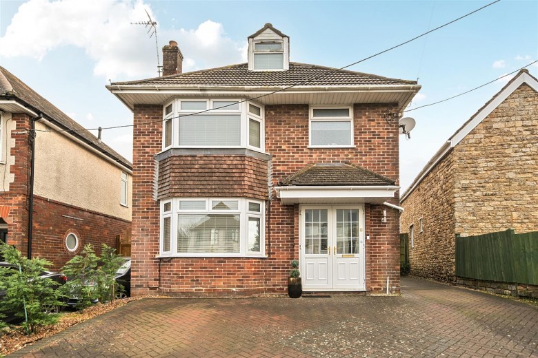 Click the photo for more details of Mudford Road, Yeovil