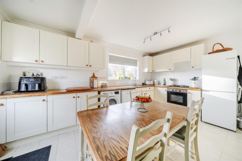 Click the photo for more details of White Cliff Gardens, Blandford Forum