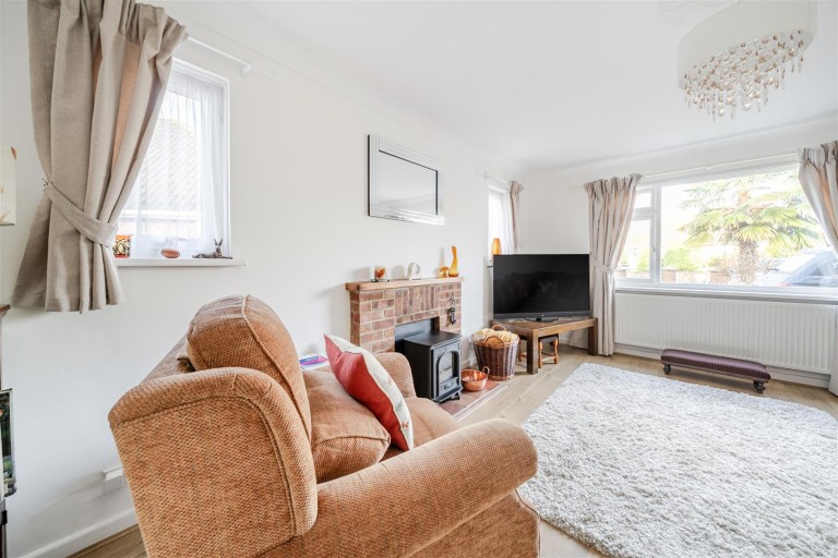 Images for White Cliff Gardens, Blandford Forum