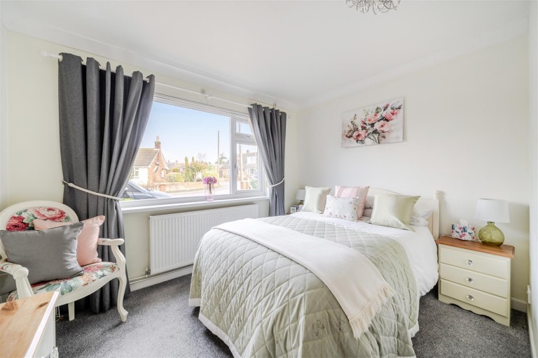 Images for White Cliff Gardens, Blandford Forum