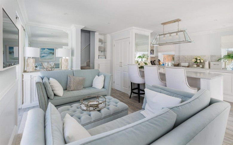 Click the photo for more details of Cowes, Isle of Wight