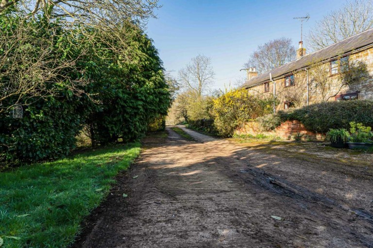 Images for Woodford Halse, Daventry, NN11