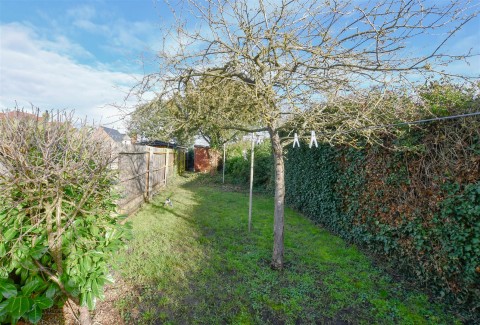 Click the photo for more details of Mildenhall Road, Fordham