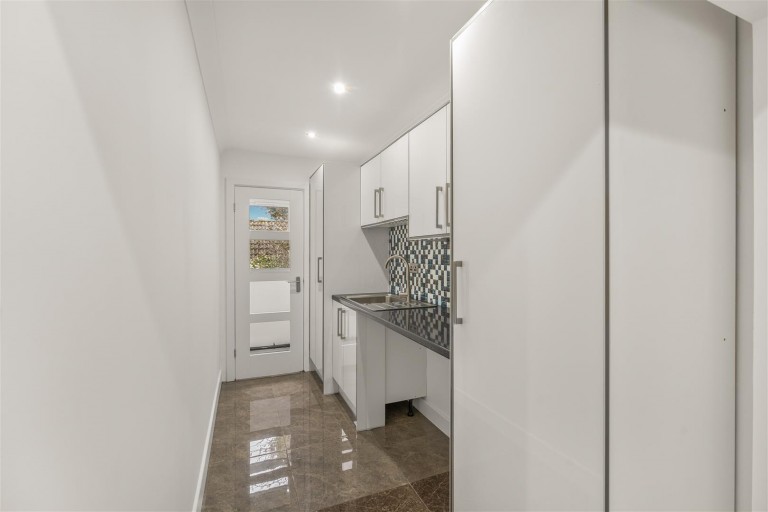 Images for Kingfisher Drive, Banbury