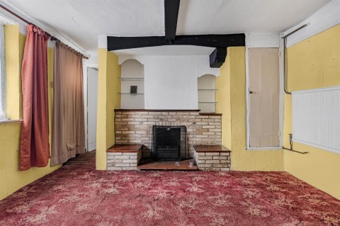 Click the photo for more details of West End, Haddenham