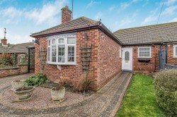 Images for Malvern Close, Newmarket