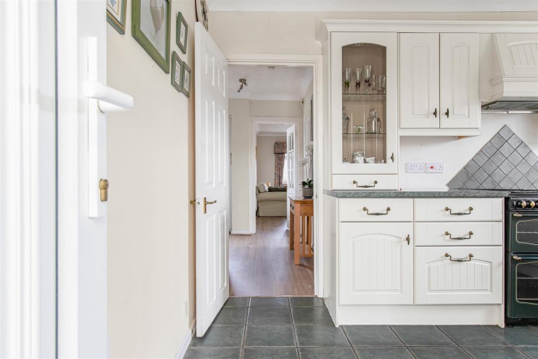 Images for Malvern Close, Newmarket