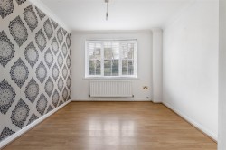 Images for Henry Close, Haverhill