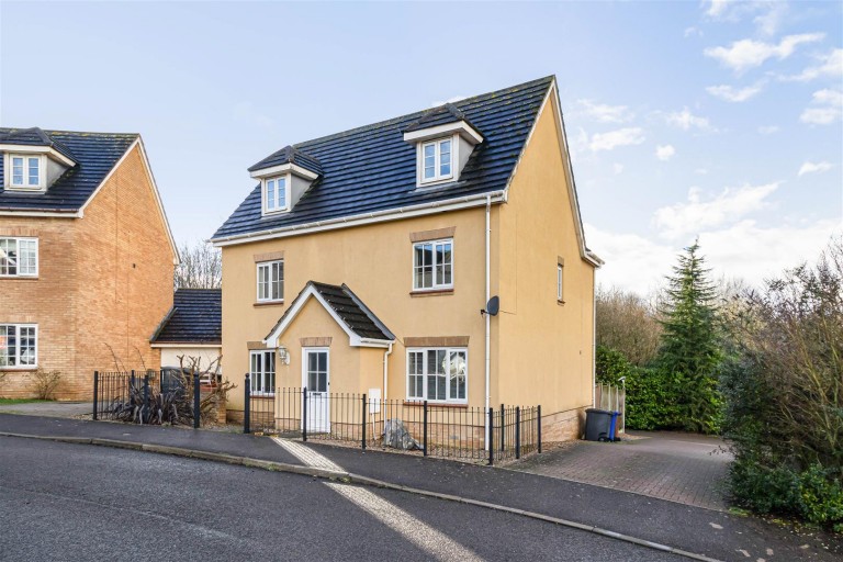 Images for Henry Close, Haverhill