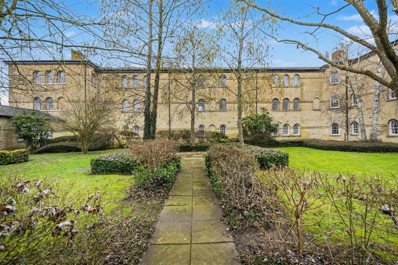 Click the photo for more details of Radwinter Road, Saffron Walden