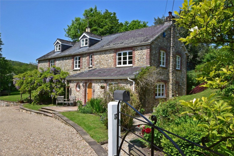 Click the photo for more details of Northleigh, Honiton