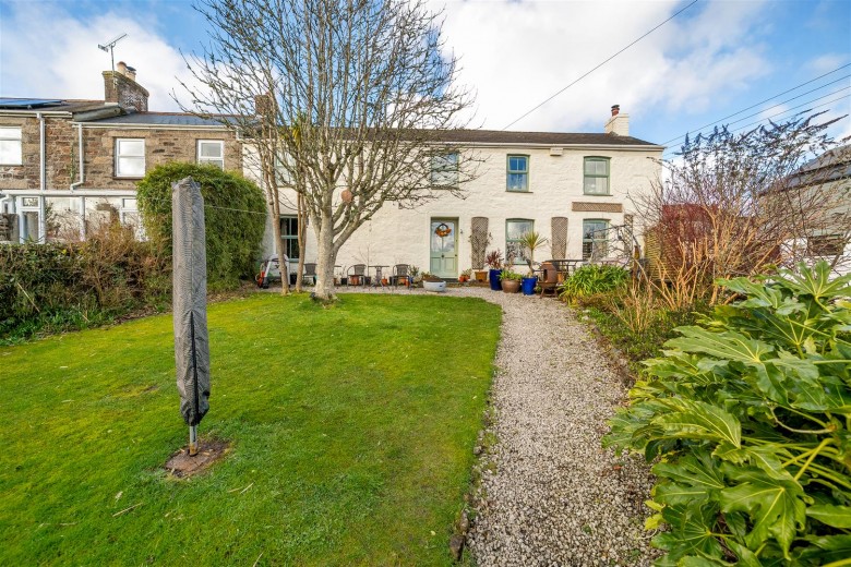 Click the photo for more details of Foxes Row, Carharrack, Redruth