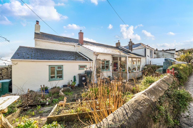 Images for Foxes Row, Carharrack, Redruth