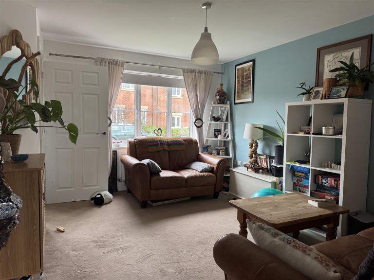 Images for Mills Drive, Wellington