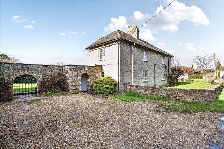 Click the photo for more details of Castlebrook, Compton Dundon, Somerton