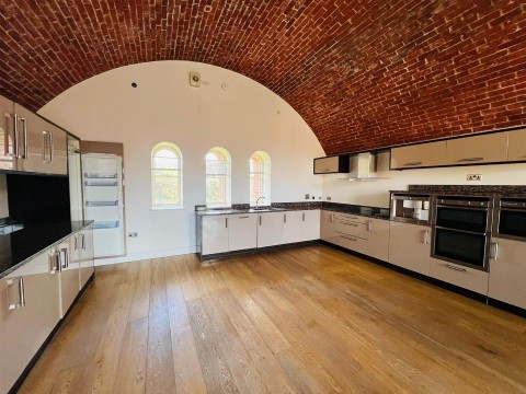 Click the photo for more details of Freshwater, Isle of Wight