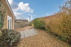 Images for Main Street, Woodend, NN12