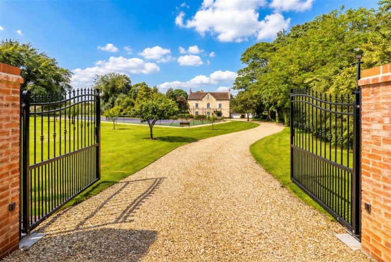 Images for Hough Road, Barkston, Grantham