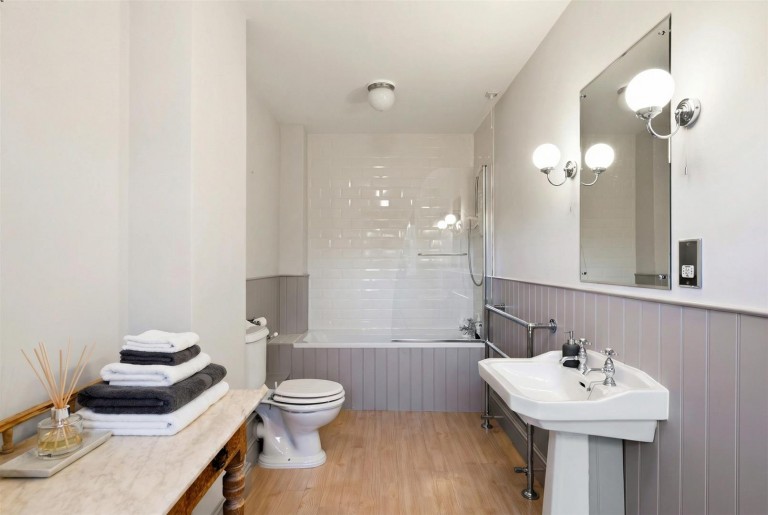 Images for Hough Road, Barkston, Grantham