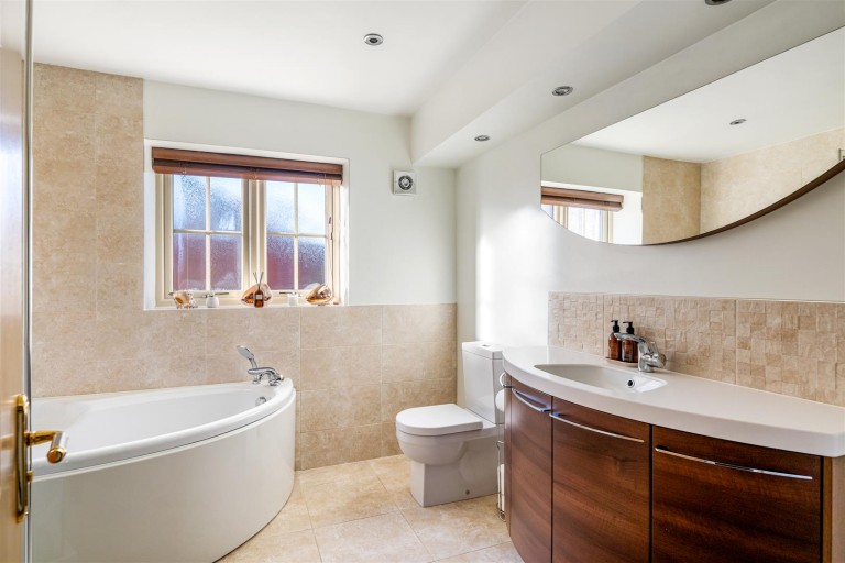 Images for Springfield Close, Branston, Lincoln