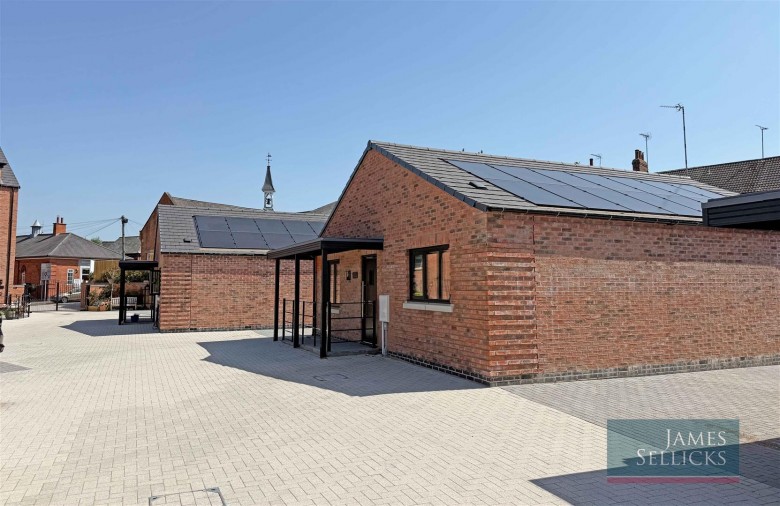 Click the photo for more details of Bungalow 2, Sidings Yard, Kibworth Beauchamp