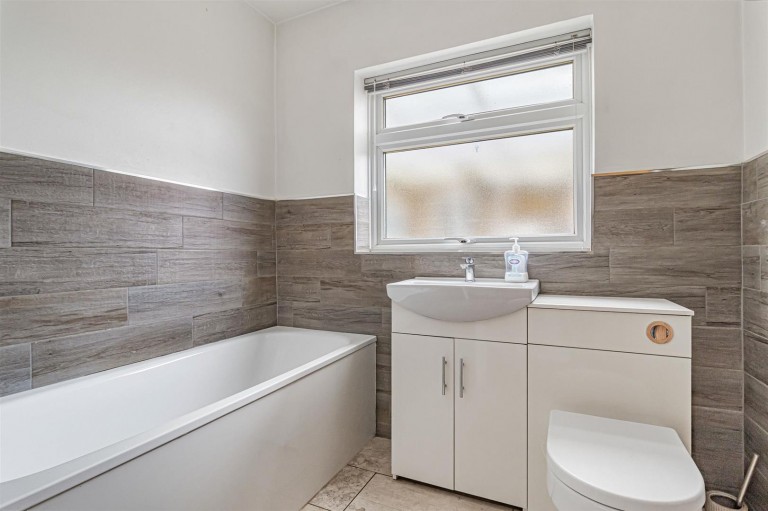 Images for Meadowcroft, Stretham, Ely