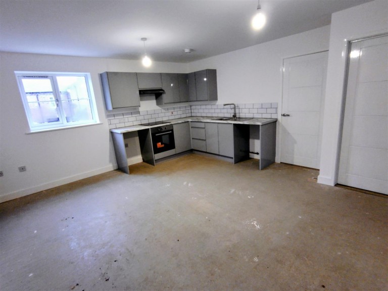 Images for Warwick Street, Daventry, NN11