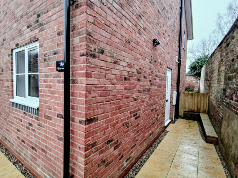 Images for Warwick Street, Daventry, NN11