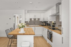 Images for Creampot Close, Cropredy