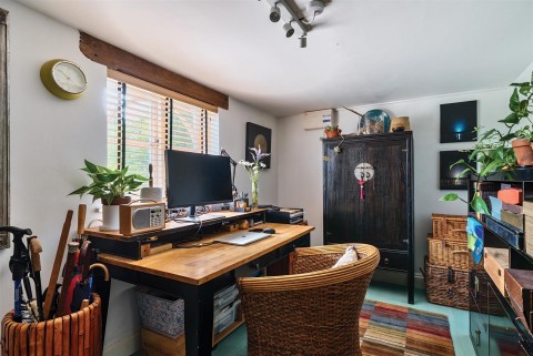 Click the photo for more details of Woodtown, Bideford