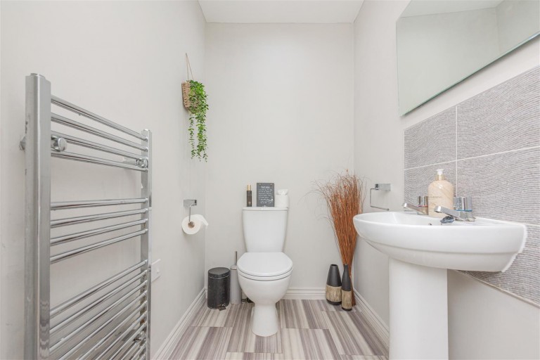 Images for Oakway Drive, Woodville, DE11