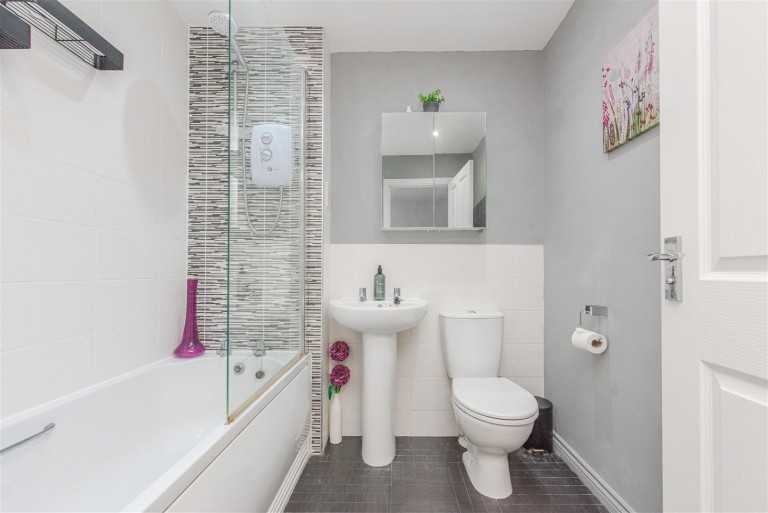 Images for Oakway Drive, Woodville, DE11