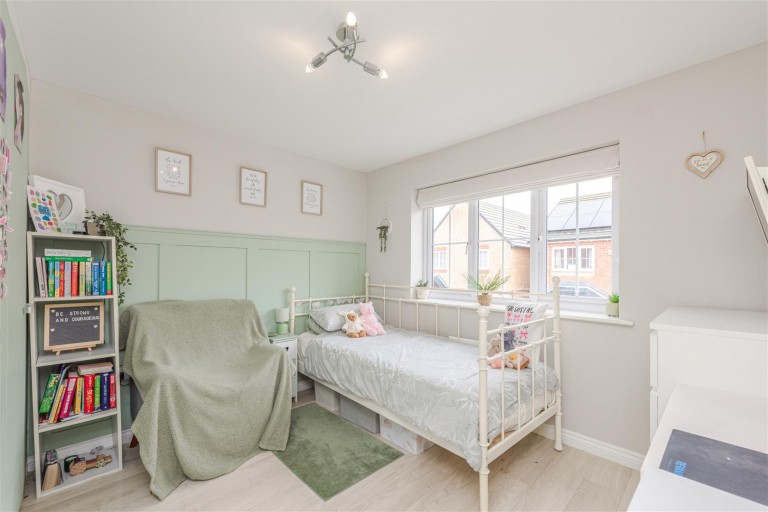 Images for Oakway Drive, Woodville, DE11