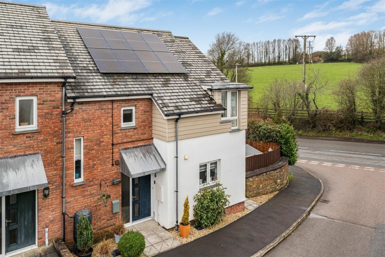 Click the photo for more details of Brooks Avenue, Holsworthy