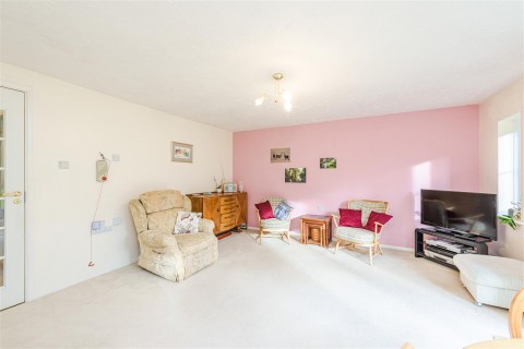 Click the photo for more details of Warwick Way, Ashby-De-La-Zouch, LE65