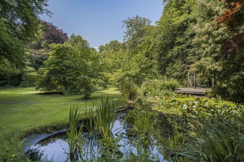 Click the photo for more details of Crapstone Road, Yelverton, West Devon