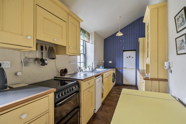 Images for Orchard Lane, Crewkerne