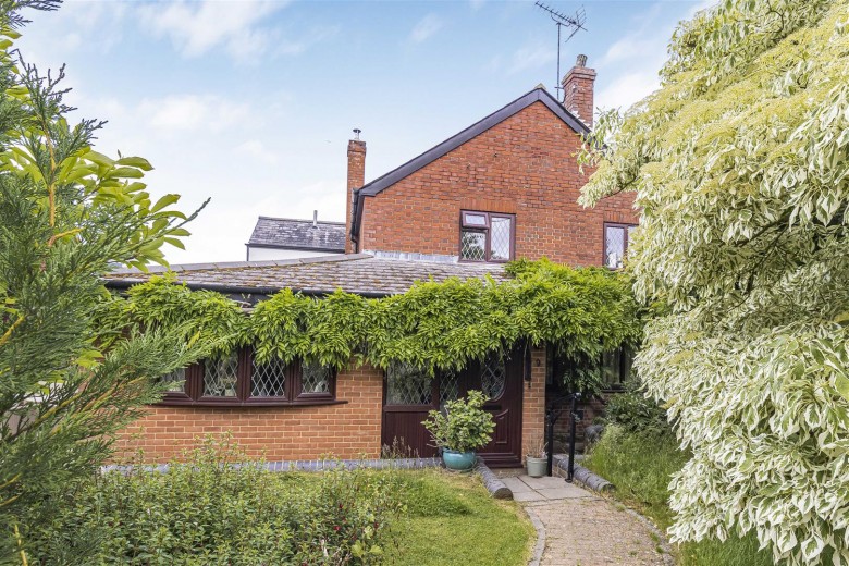 Click the photo for more details of Church End, Ashdon, Saffron Walden