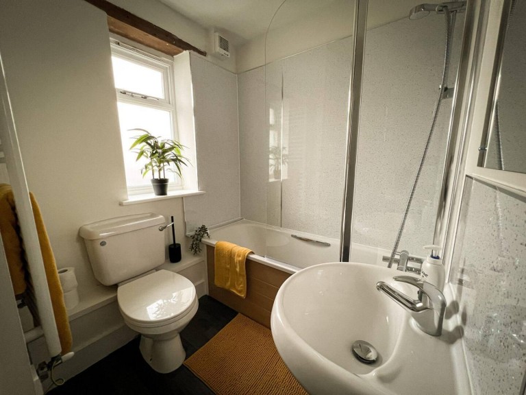 Images for The Old Glove Factory, Tintinhull, Yeovil