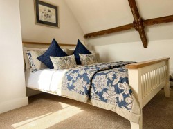 Images for The Old Glove Factory, Tintinhull, Yeovil