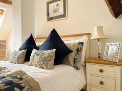 Images for The Old Glove Factory, Tintinhull, Yeovil