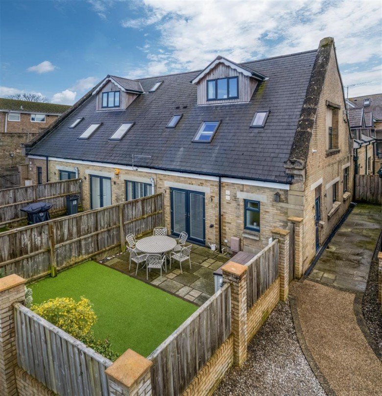 Click the photo for more details of Shanklin, Isle of Wight