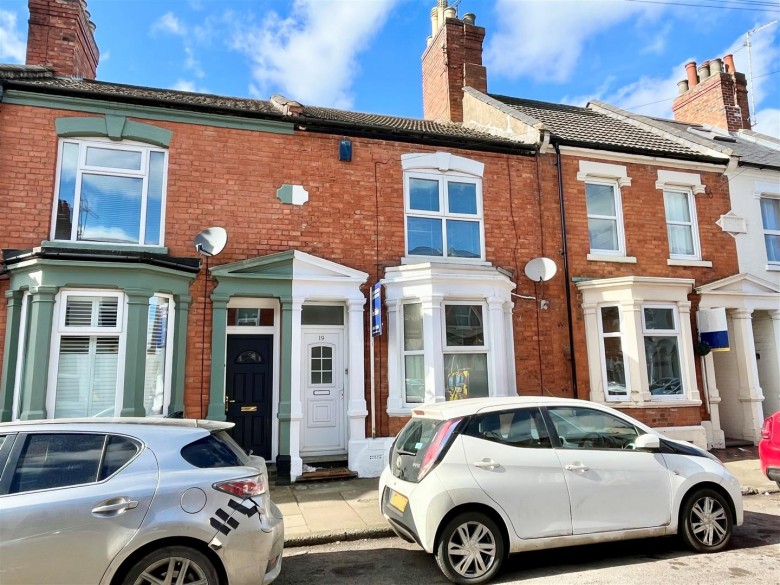 Click the photo for more details of Ivy Road, Abington, Northampton, NN1